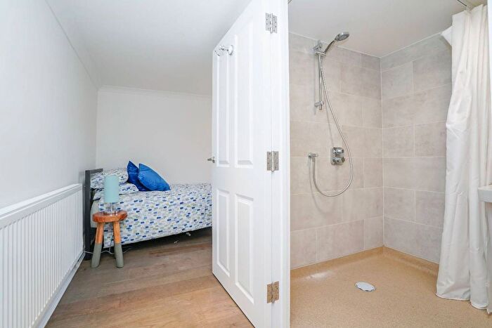 Studio To Rent In Clarke Way, Watford, WD25