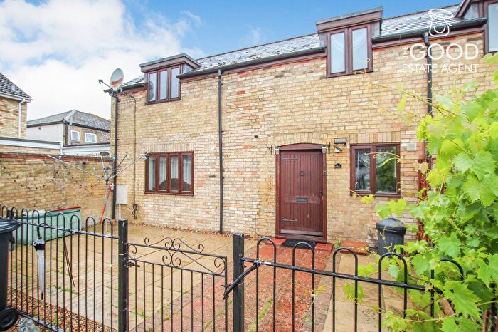 2 Bedroom Semi-Detached House To Rent In Pratt Street, Soham, CB7
