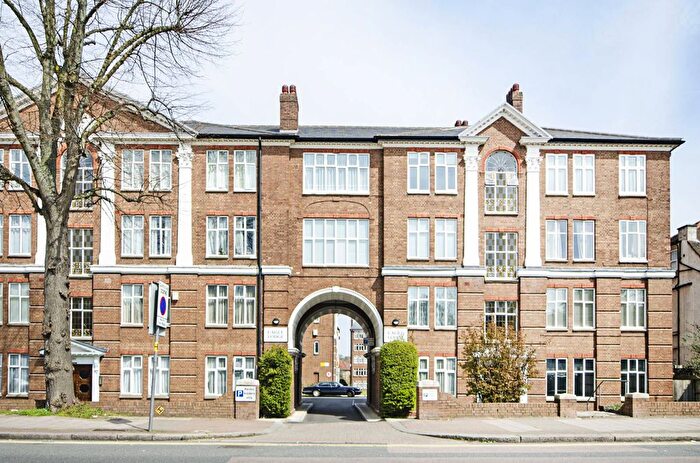 1 Bedroom Flat To Rent In Golders Green Road, Golders Green, London, NW11