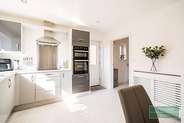 4 Bedroom Detached House For Sale In Lon Tredegar, Gellihaf, Blackwood, Caerphilly, NP12