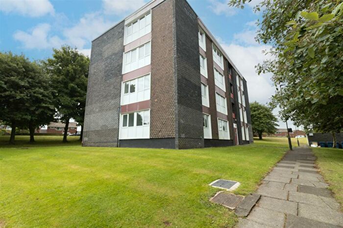 2 Bedroom House To Rent In St. Just Place, Newcastle Upon Tyne, NE5