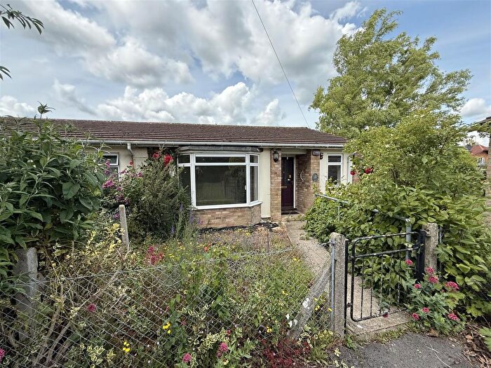 1 Bedroom Semi-Detached Bungalow For Sale In Buryfield, Lydiard Millicent, Swindon, SN5