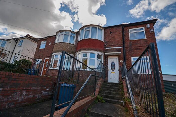 3 Bedroom Flat To Rent In Swinley Gardens, Denton Burn, NE15