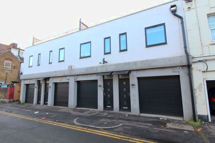 2 Bedroom Terraced House To Rent In Park Street, Westcliff-on-Sea, SS0