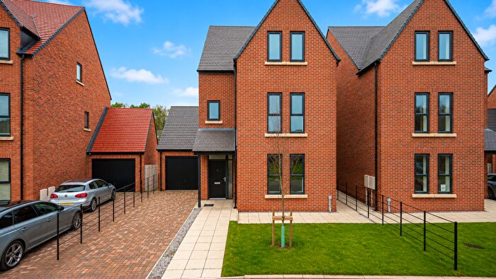 5 Bedroom Detached House To Rent In Mara Drive, Northwich, CW8
