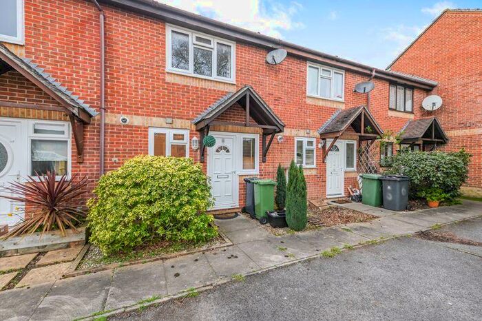 2 Bedroom Terraced House To Rent In Plovers Road, Waterlooville, PO8