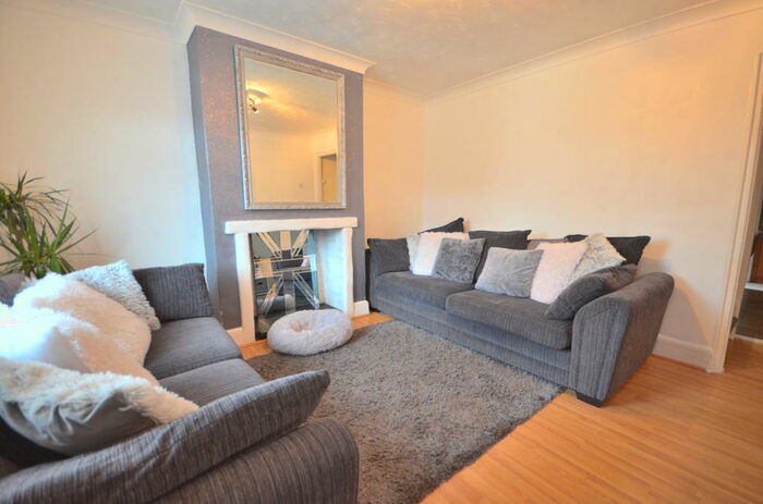 2 Bedroom Terraced House To Rent In High Street, Rainham, ME8