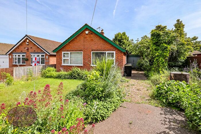 2 Bedroom Detached Bungalow For Sale In Highfield Road, Nuthall, Nottingham, NG16