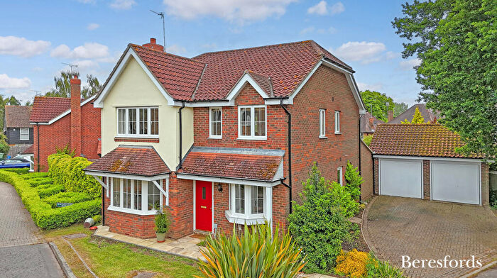 4 Bedroom Detached House For Sale In Lodge Close, Hutton, CM13