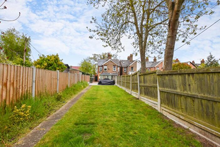 3 Bedroom Semi-Detached House For Sale In Holloway Road, Heybridge, CM9