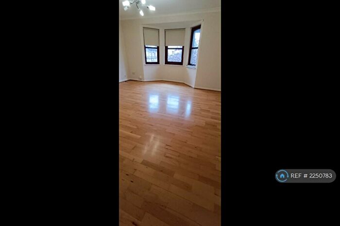 2 Bedroom Flat To Rent In Church View, Coatbridge, ML5