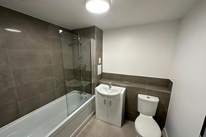 1 Bedroom Flat To Rent In Olivia Walk, Ashford, TN24