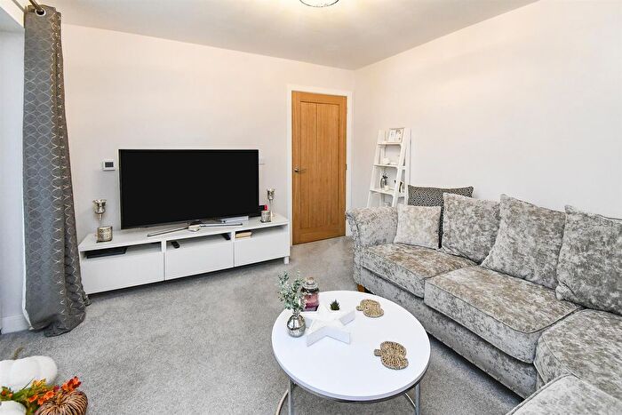 4 Bedroom Detached House For Sale In Marsh Lane, Barton-Upon-Humber, DN18