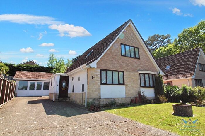 4 Bedroom Detached House To Rent In Crusader Road, Bournemouth, BH11
