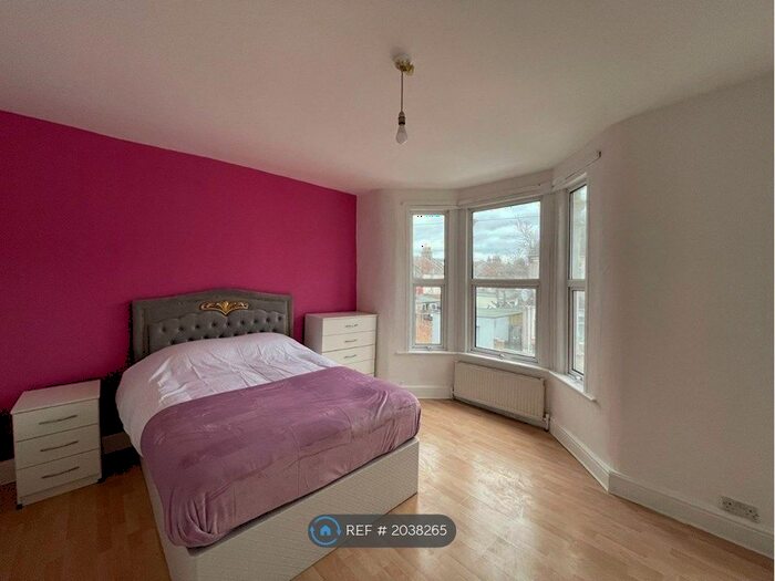 4 Bedroom Terraced House To Rent In Ashford Road, London, E6