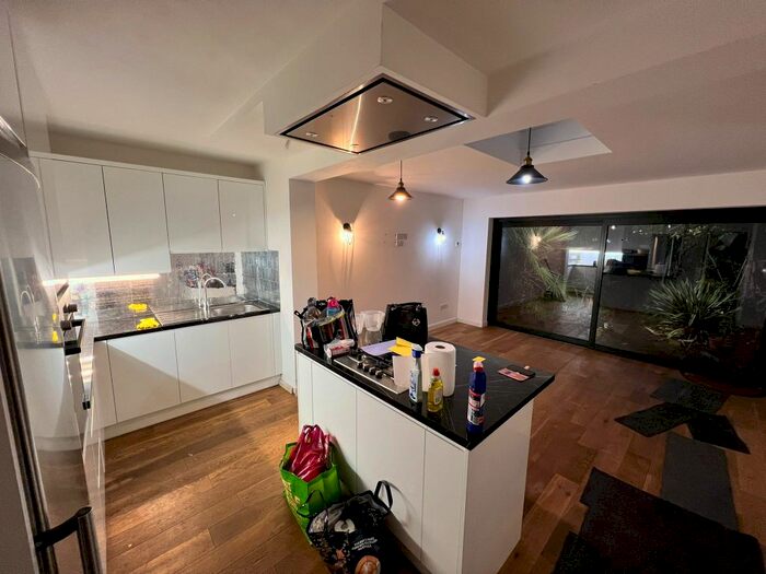 3 Bedroom Terraced House To Rent In Lambourne Gardens, Barking, IG11