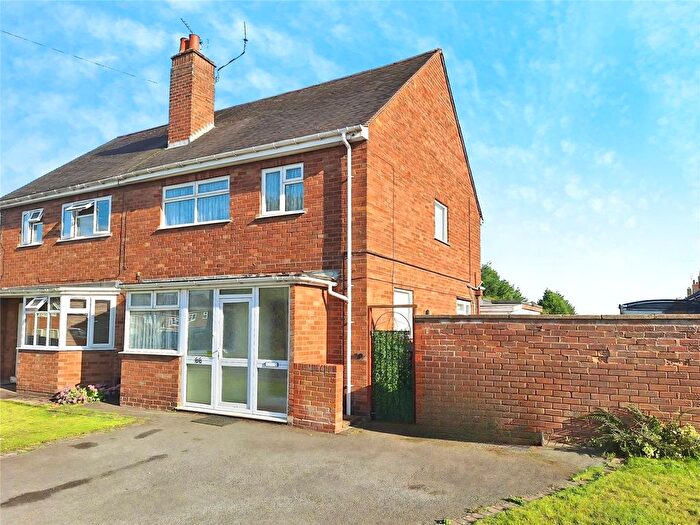 3 Bedroom Semi-Detached House For Sale In Red Deeps, Nuneaton, Warwickshire, CV11