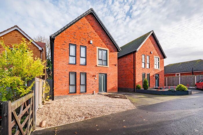 4 Bedroom Detached House For Sale In Ruston Drive, Royston, S71