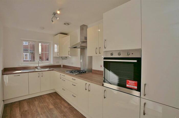 2 Bedroom End Of Terrace House To Rent In Elm Bridge Mead, Benson, Oxfordshire, OX10