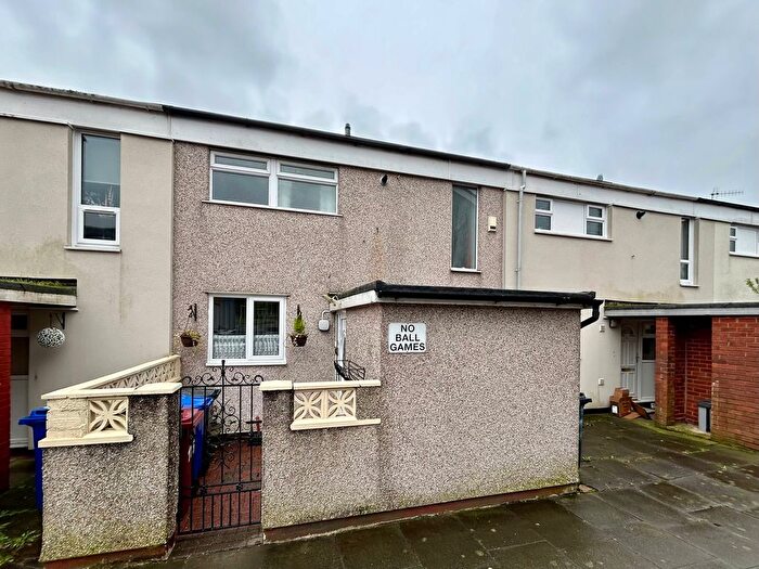 2 Bedroom Mews For Sale In Holcombe Drive, Burnley, BB10