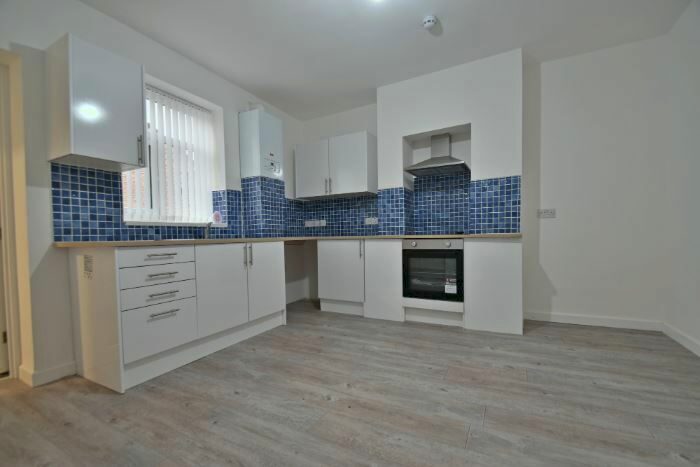 2 Bedroom Flat To Rent In Flat, Albert Road, Manchester, M19