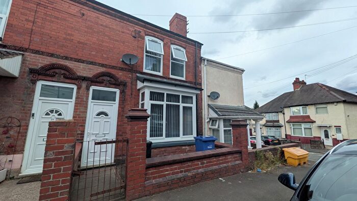 3 Bedroom Property To Rent In Firs Street, Dudley, DY2