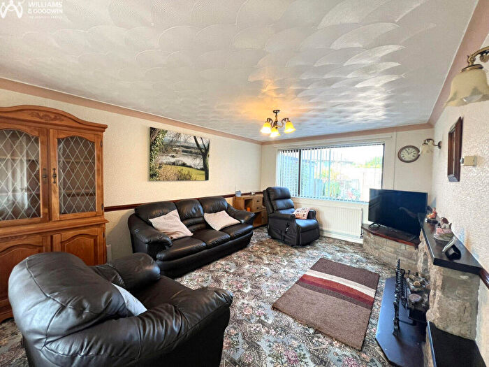 3 Bedroom Terraced House For Sale In Bro Tudur, Llangefni, Anglesey, LL77