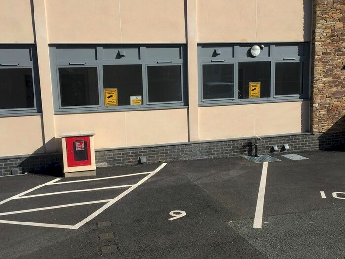 Parking/garage To Rent In Infirmary Hill, Truro TR1
