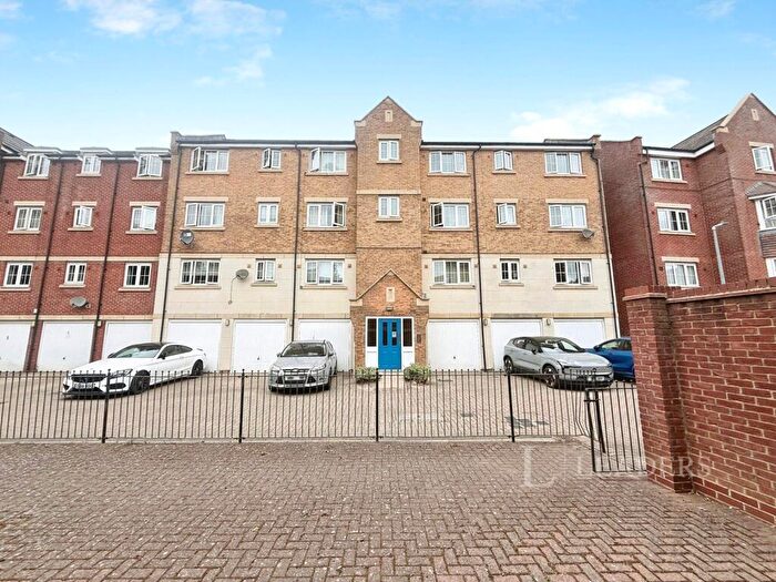 House To Rent In Luton Road, Dunstable, Bedfordshire, LU5