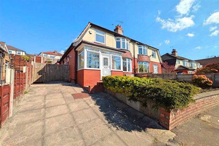 3 Bedroom Semi-Detached House To Rent In Valley Road, Bredbury, Stockport, SK6