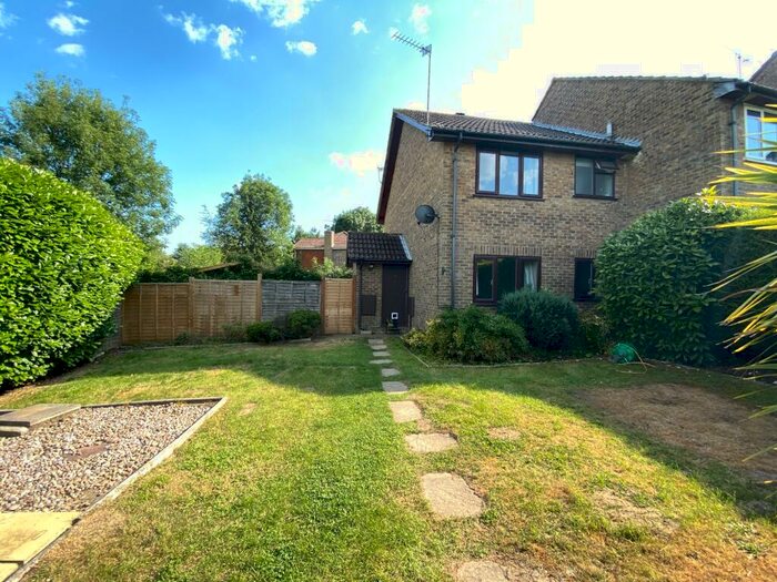 1 Bedroom End Of Terrace House To Rent In Tychbourne Drive, Guildford, Surrey, GU4