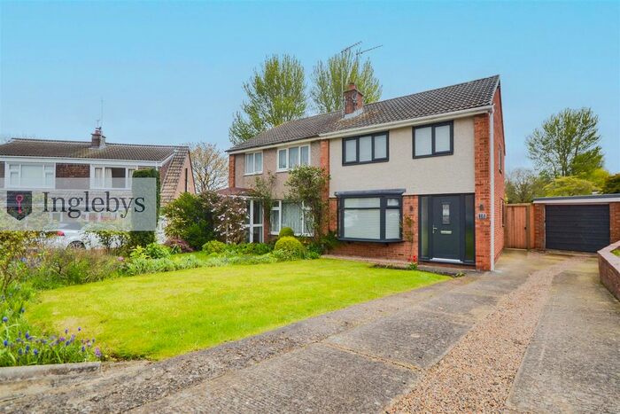 3 Bedroom Semi-Detached House To Rent In Baysdale Close, Guisborough, TS14