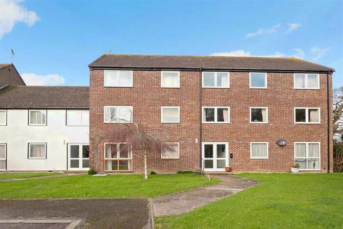 1 Bedroom Flat To Rent In Dial Close, Barnham, PO22