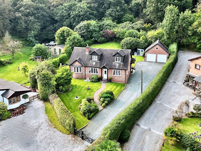 4 Bedroom Detached House For Sale In Knowl Wall, Beech, ST4