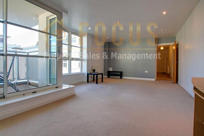 2 Bedroom Apartment To Rent In Watkin Road, Leicester, LE2