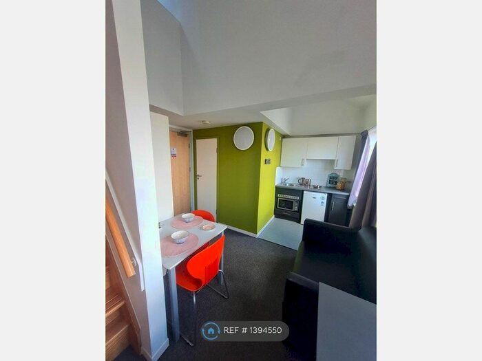 Studio To Rent In Hey Street, Bradford, BD7