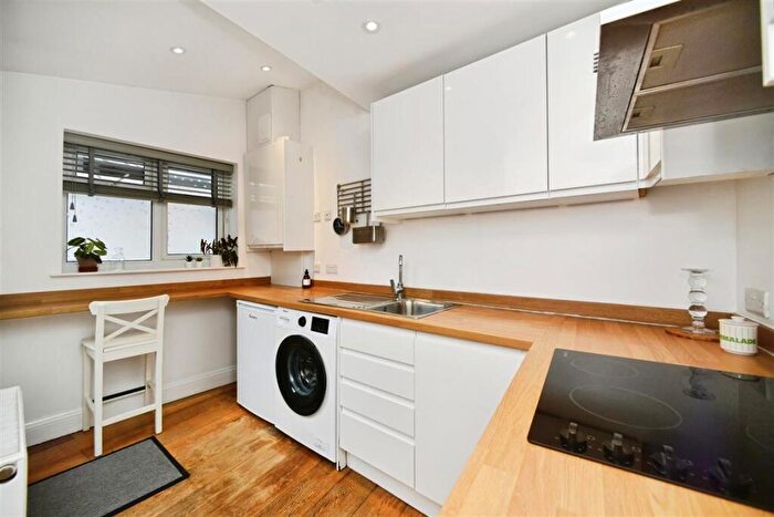1 Bedroom Flat To Rent In Preston Road, Brighton, BN1