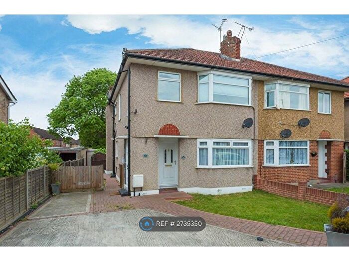 2 Bedroom Maisonette To Rent In West End Road, Ruislip, HA4