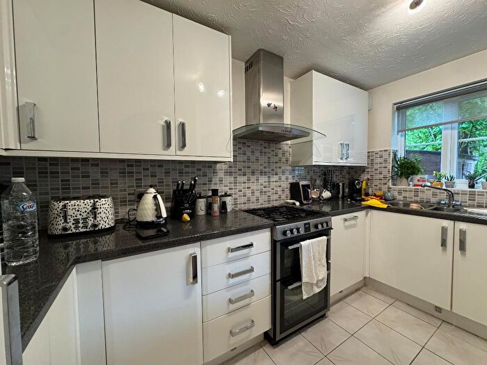 4 Bedroom House For Sale In Colegate Place, London, EN3