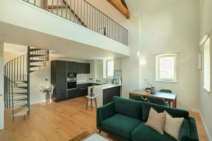 1 Bedroom Flat To Rent In Cloud Street, London, E15