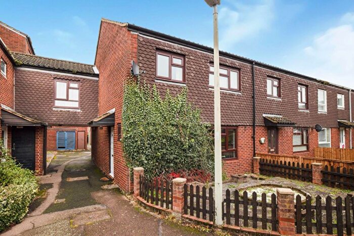 4 Bedroom Detached House To Rent In Tee Side, Hertford, SG13