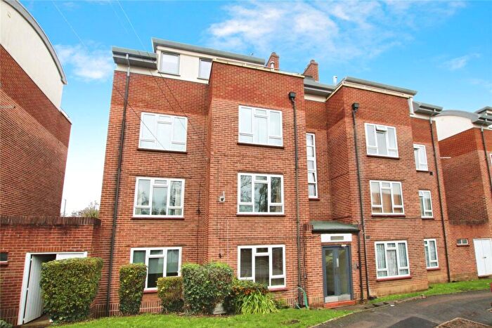 2 Bedroom Apartment To Rent In Courtlands, Maidenhead, SL6