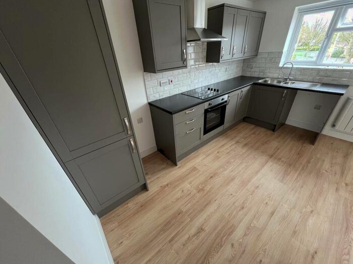 1 Bedroom Flat To Rent In Imber Road, Warminster, Wiltshire, BA12