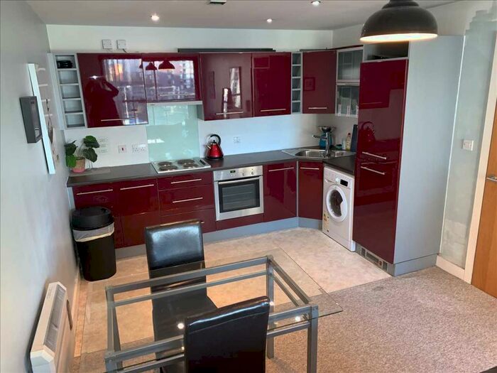 1 Bedroom Apartment To Rent In Barnfield House, Salford Approach, Manchester, M3