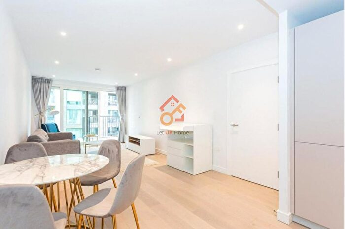 2 Bedroom Flat To Rent In Fairwater House, Lockgate Road, London, SW6