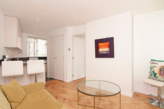 1 Bedroom Flat To Rent In Kensington Church Street, Kensington, W8