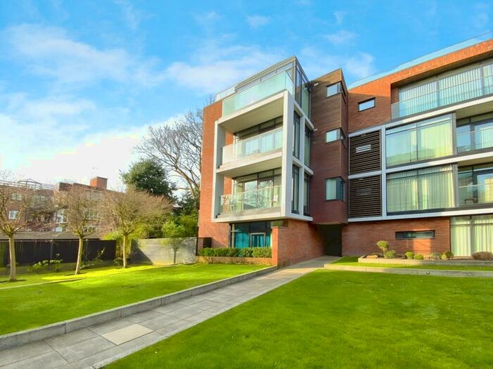 2 Bedroom Flat To Rent In Barlow Moor Road, Manchester, Greater Manchester, M20