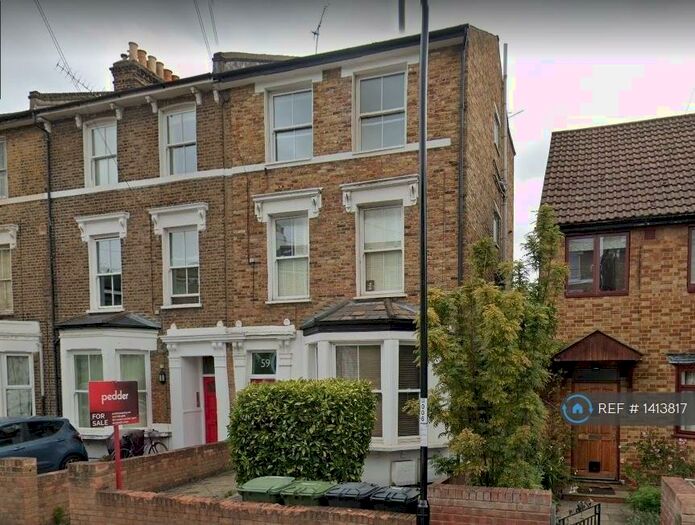 2 Bedroom Flat To Rent In Endwell Road, London, SE4