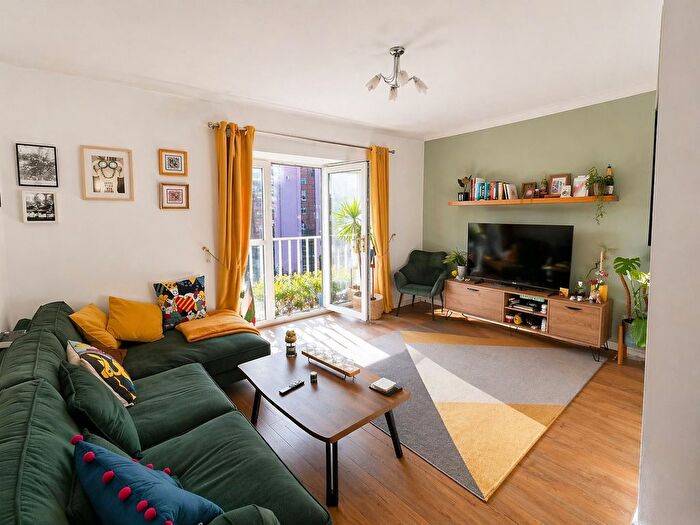 2 Bedroom Flat To Rent In Sallyport House, City Road, Newcastle Upon Tyne, NE1