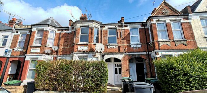 3 Bedroom Maisonette To Rent In Lyndhurst Road, Wood Green, N22